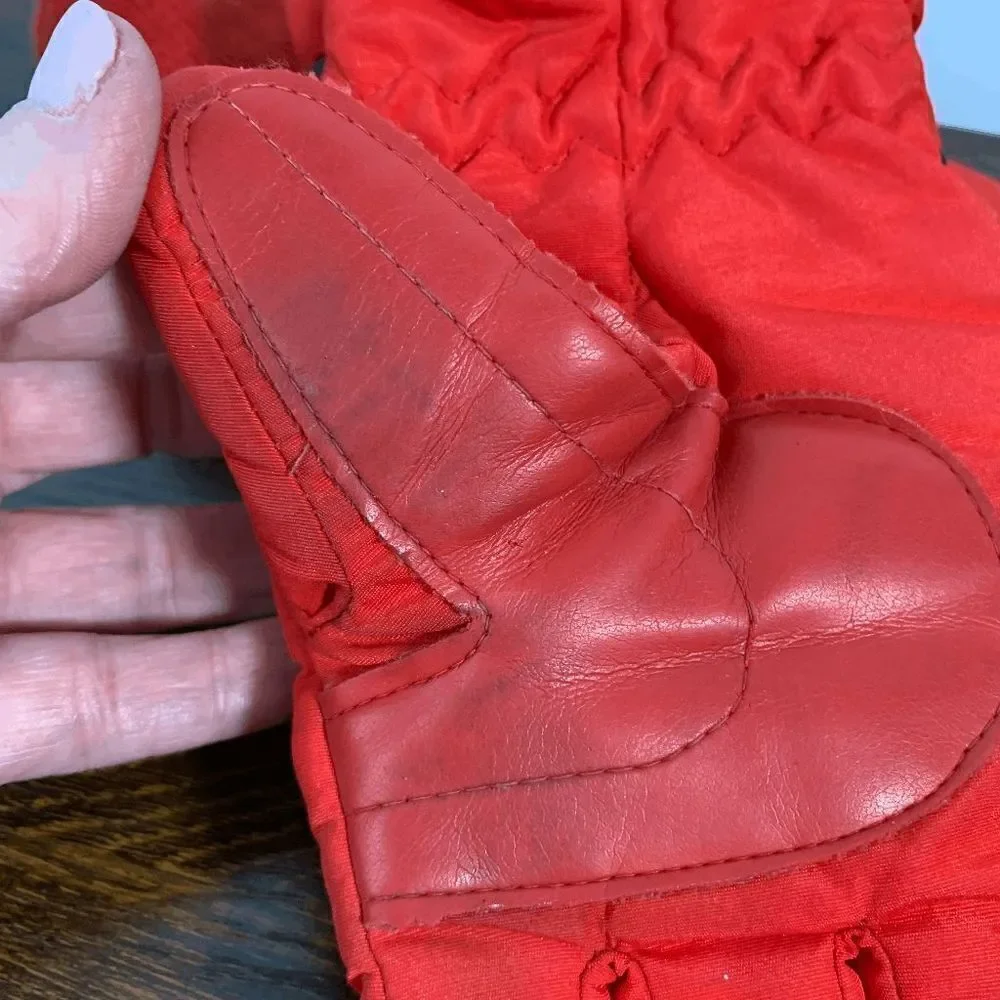 Vintage Montogery Wards Women's Thinsulate Winter Gloves Red S/M